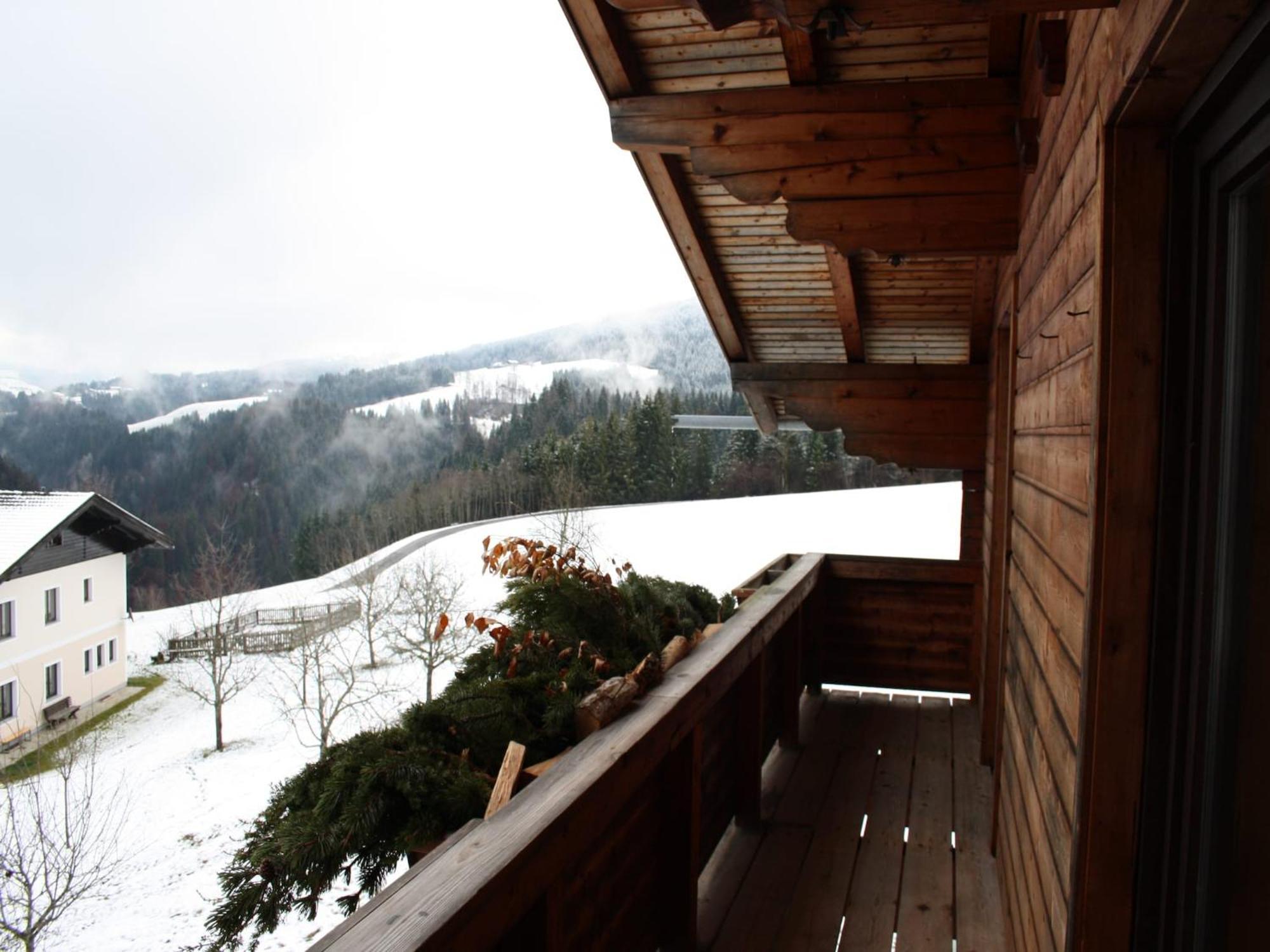 Charming Holiday Home In H Ttau With Barbecue Hüttau Esterno foto