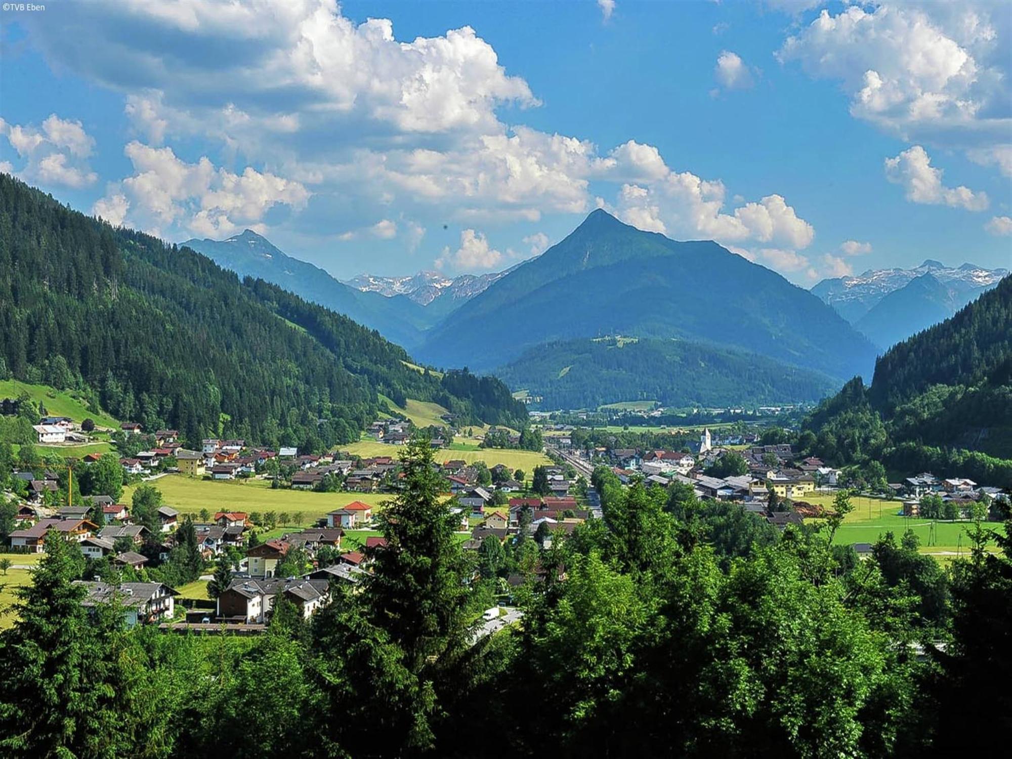 Charming Holiday Home In H Ttau With Barbecue Hüttau Esterno foto